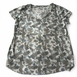 Lucky Brand Green Print V-Neck Tshirt (XL)